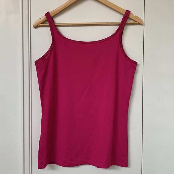 3/$15! Cleo Women’s Sleeveless Tank. Size M - Picture 4 of 6